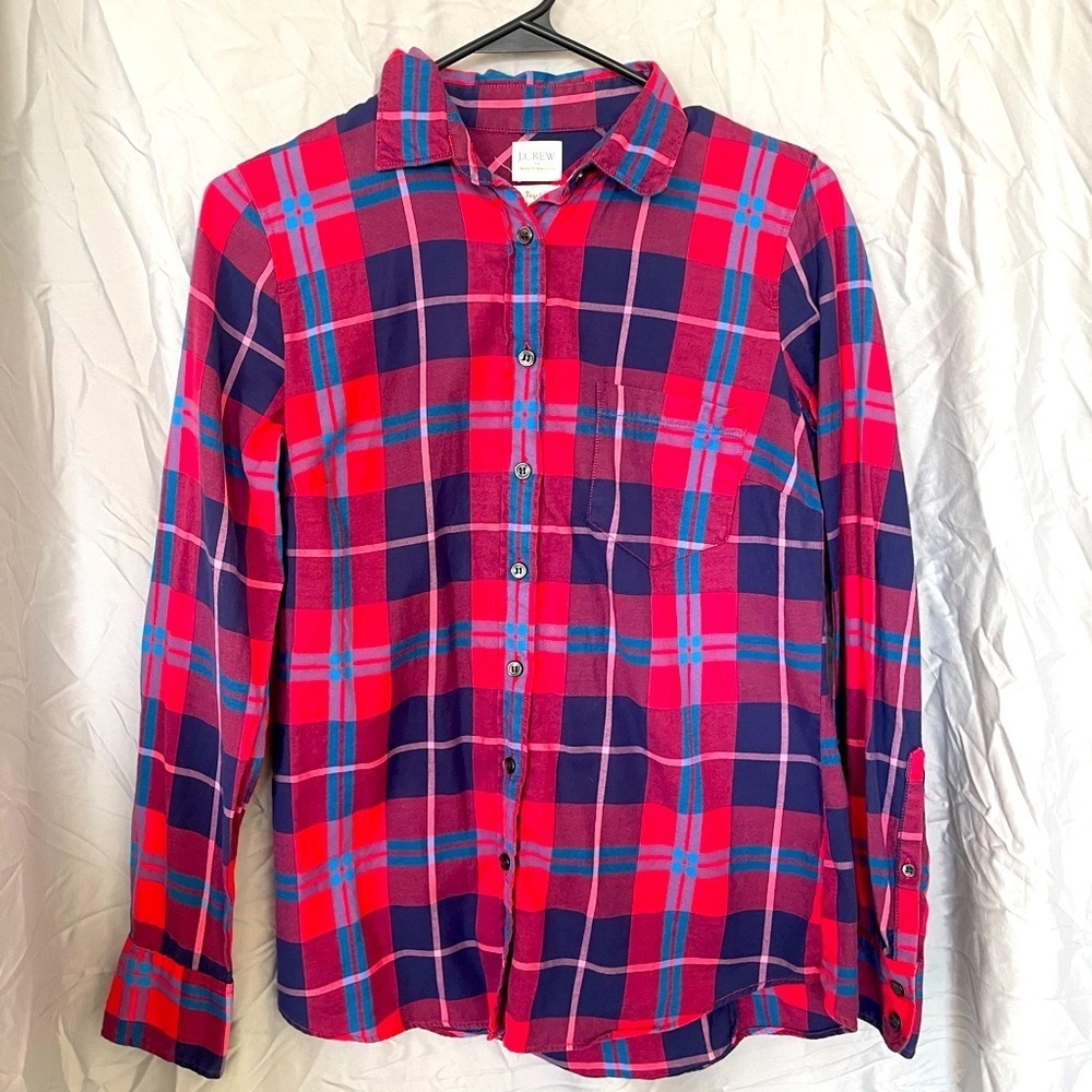J.Crew perfect fit button down flannel XS